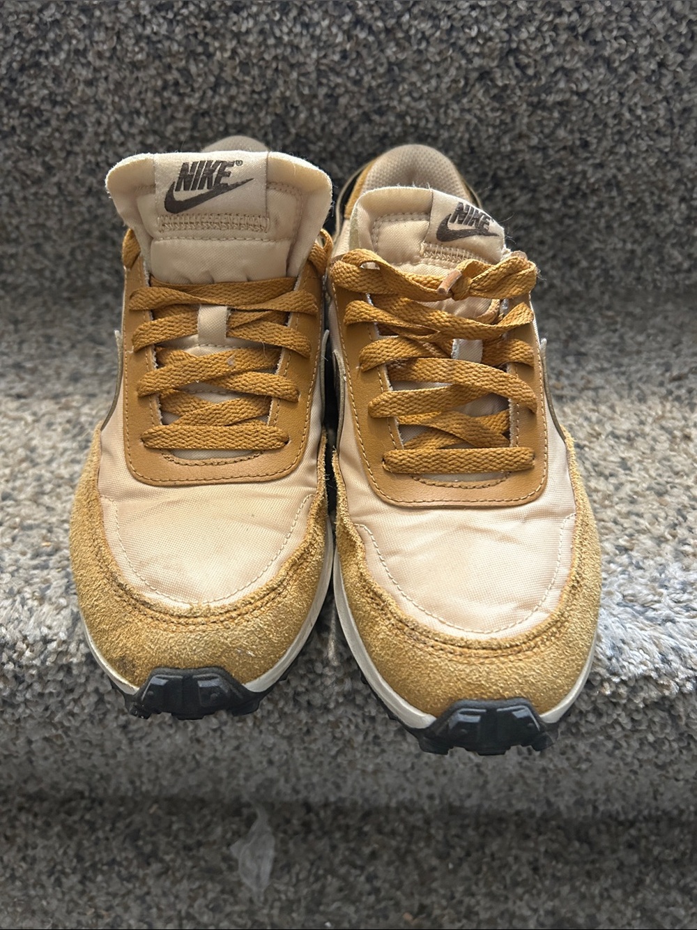 Womens nike Sneakers in Tan and Mustard